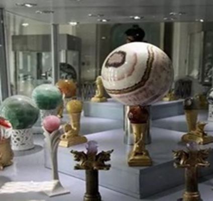 Das Noor Sea Museum von Shiraz: Ein faszinierender Glanz iranischer Edelsteine